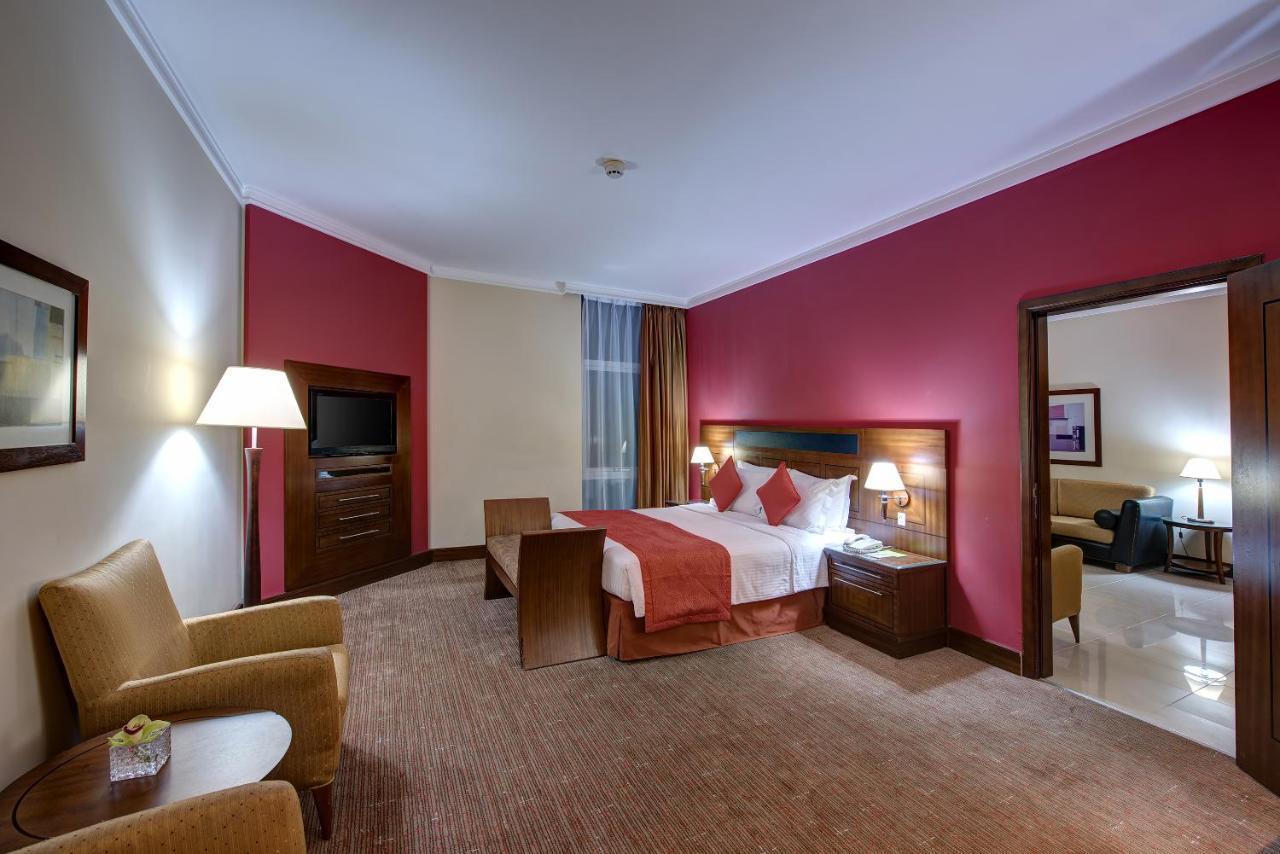 J5 Rimal Hotel Apartments Dubai Bagian luar foto