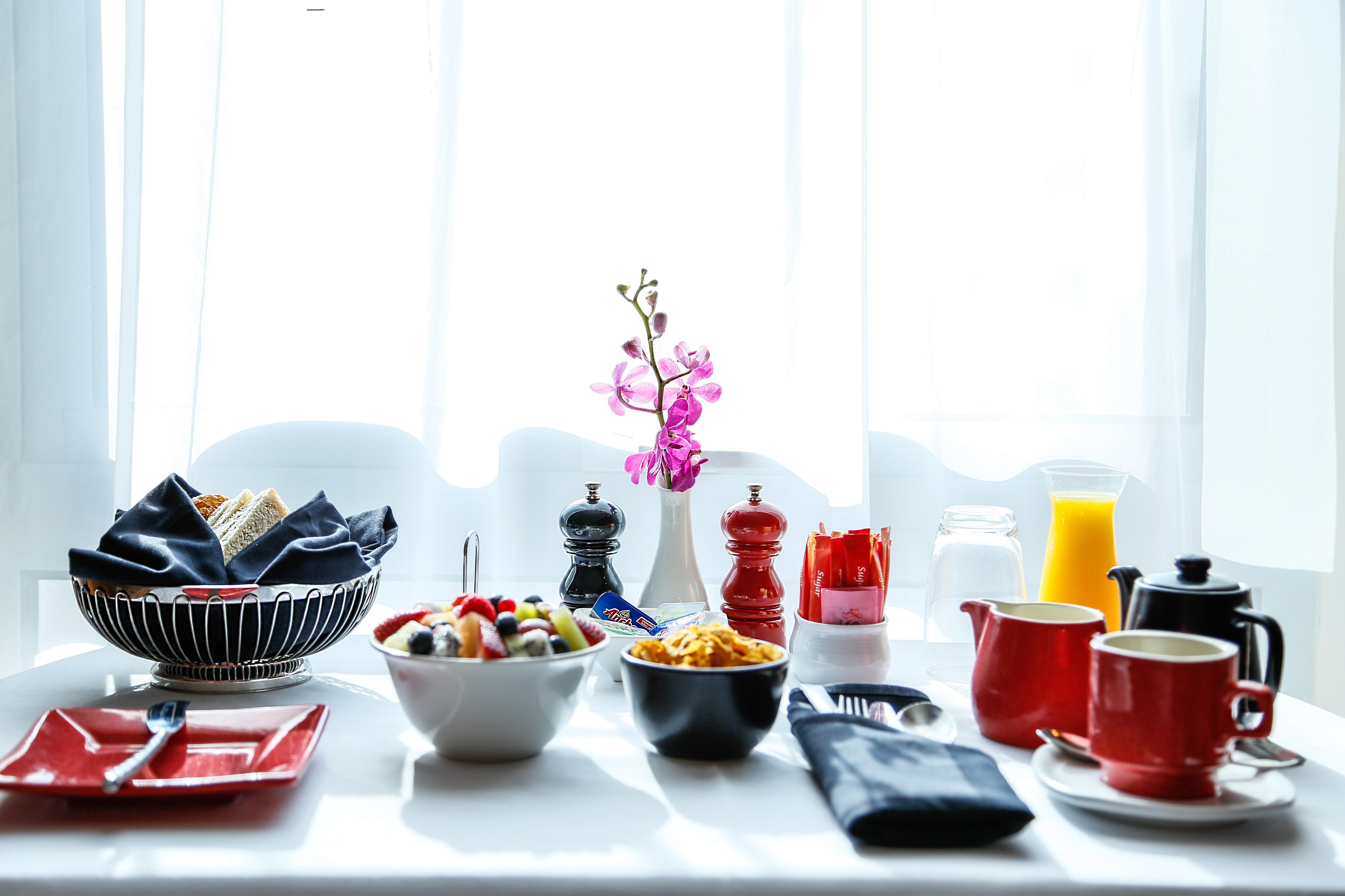 J5 Rimal Hotel Apartments Dubai Bagian luar foto