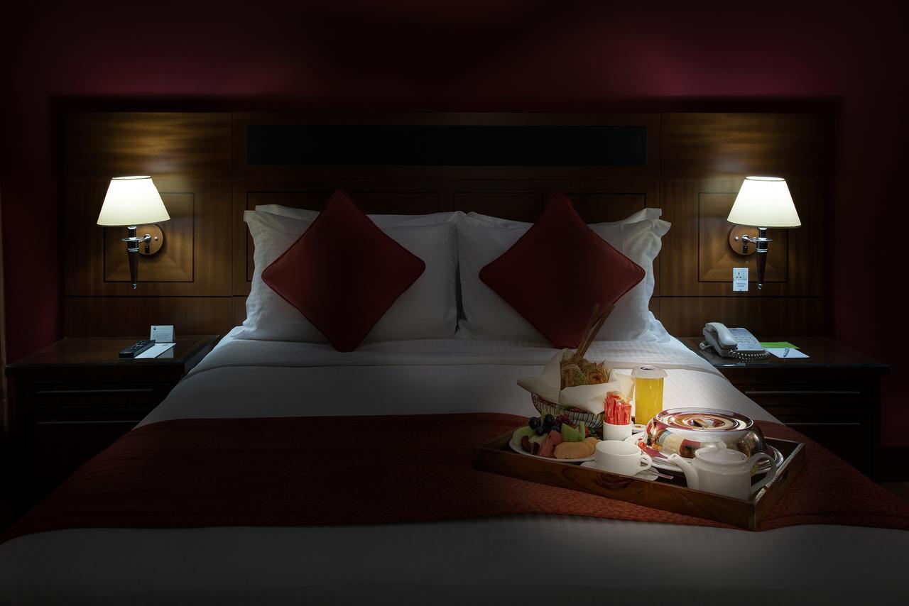 J5 Rimal Hotel Apartments Dubai Bagian luar foto